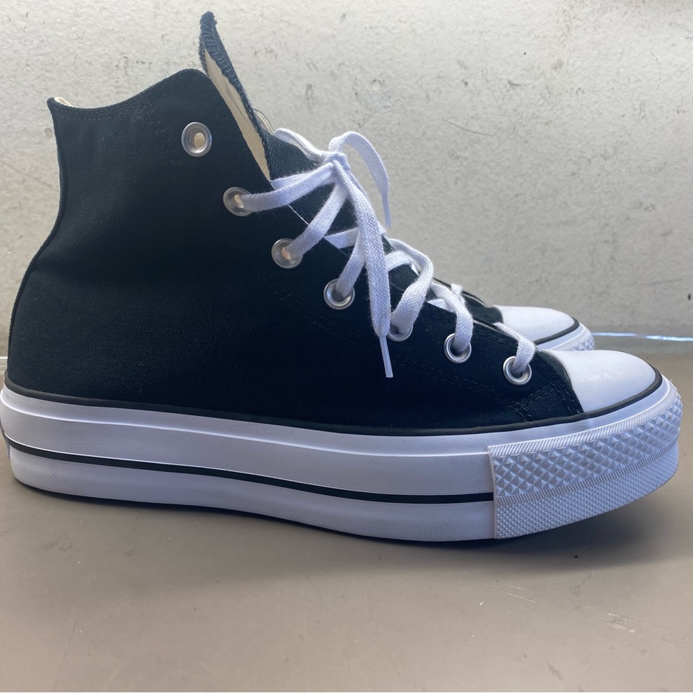 New Women’s Converse Chuck All Star Lift Hi Platform Black 560845C Size Women 9